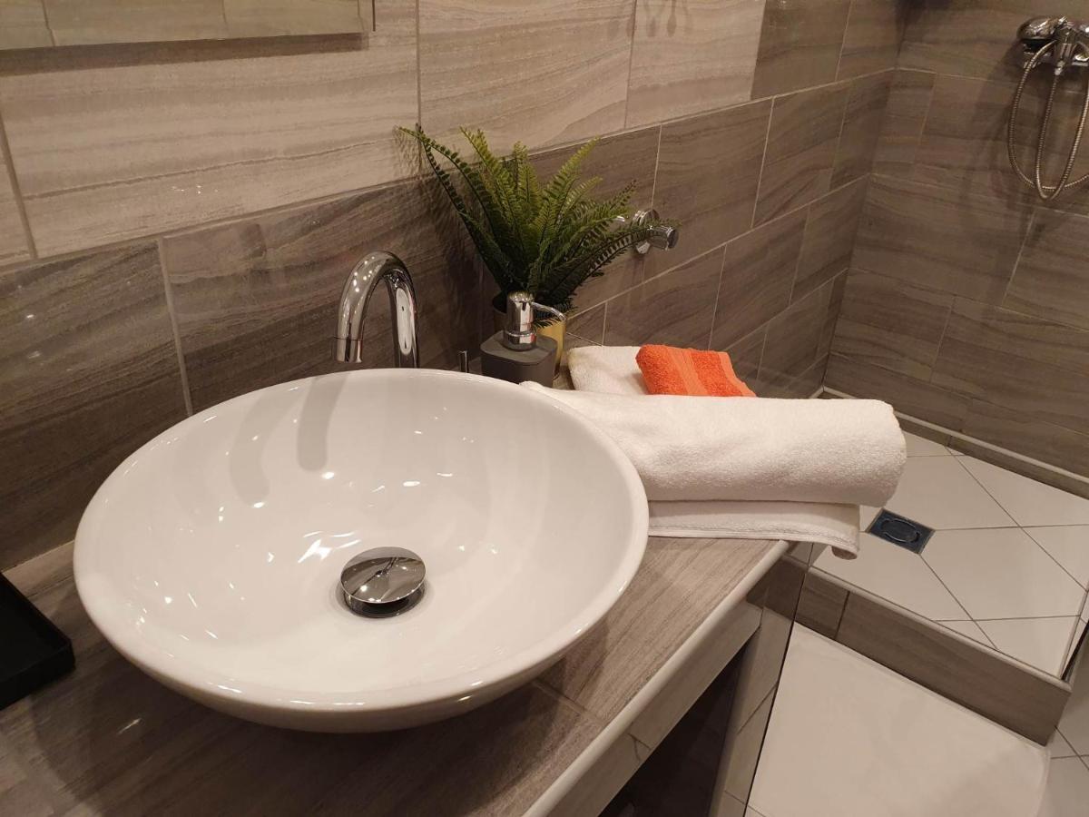 Raday Exlusive Apparttement Appartamento *
